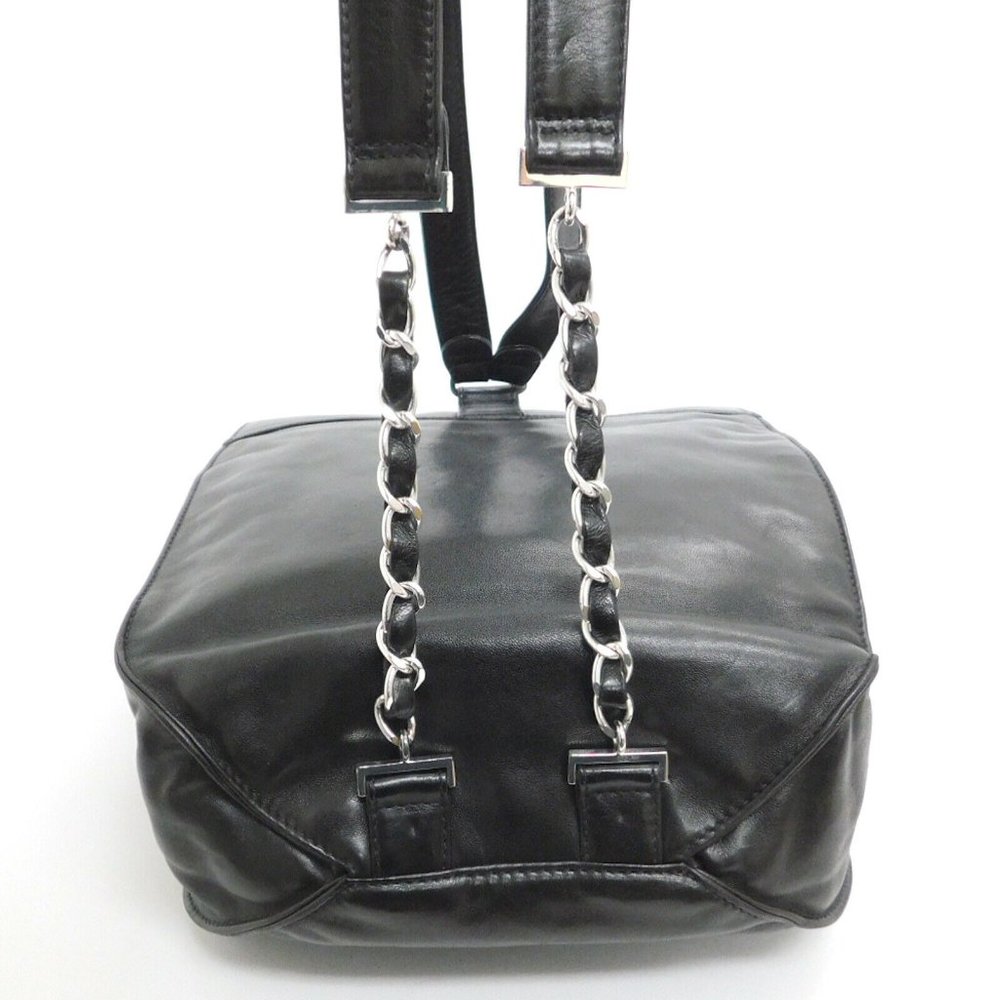 MINT! CHANEL BLACK LEATHER BACKPACK! RARE! - Picture 6 of 9